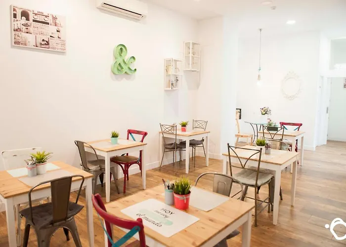 Hotel Smile & Co Hostal Boutique